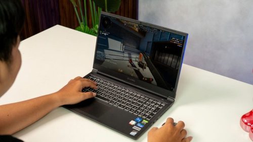 Laptop Colorful Evol X15 XS Ultra 7 RTX 5060