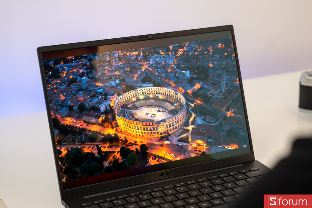 Laptop ASUS Zenbook 14 UM3406GA-QD075W